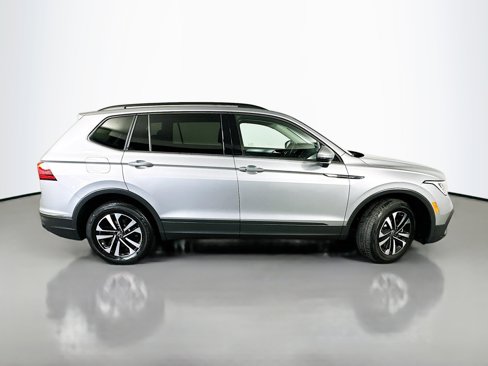 Used 2022 Volkswagen Tiguan S w/ IQ.Drive Package image 8