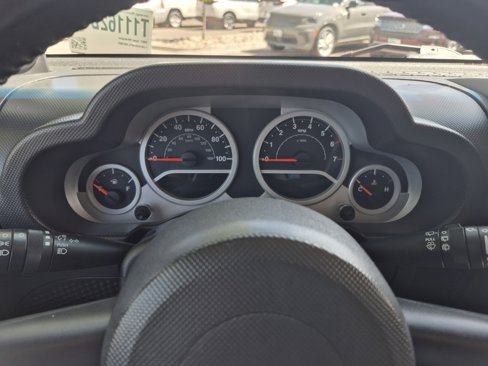 Used 2007 Jeep Wrangler Sahara w/ Dual Top Group image 24