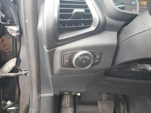 Used 2018 Ford EcoSport Titanium image 27