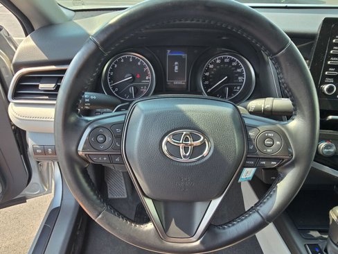 Used 2021 Toyota Camry SE image 21