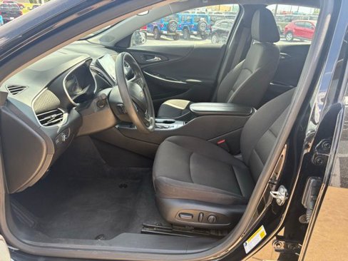Used 2024 Chevrolet Malibu LT image 12