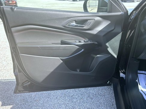 New 2025 Chevrolet Trax RS w/ Driver Confidence Package image 9