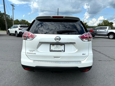 Used 2015 Nissan Rogue SV w/ SV Premium Package image 5