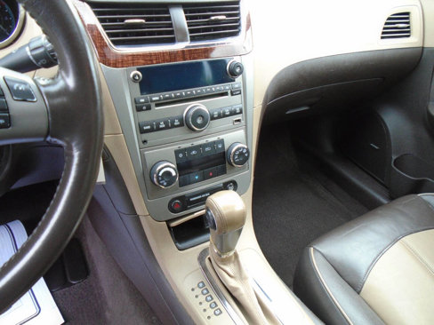 Used 2011 Chevrolet Malibu LTZ w/ HFV6 Engine Package image 10
