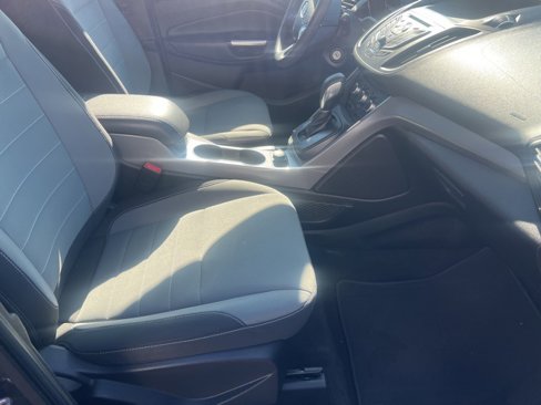 Used 2016 Ford Escape SE image 5