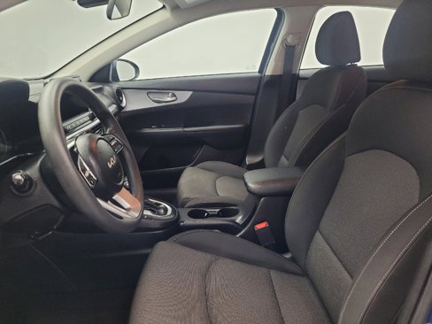 Used 2023 Kia Forte LXS image 17