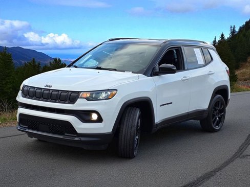 Used 2022 Jeep Compass Altitude image 4