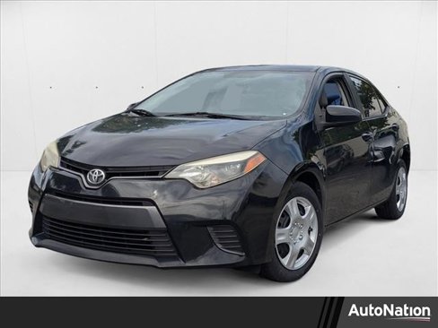 Used 2016 Toyota Corolla LE image 1