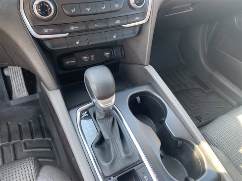 Used 2019 Hyundai Santa Fe SEL image 15