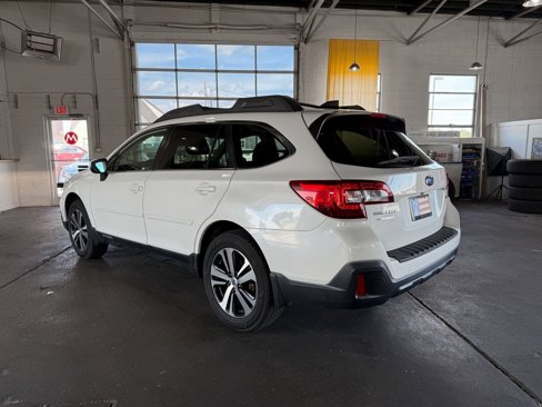 Used 2018 Subaru Outback 2.5i Limited image 14