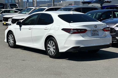Used 2023 Toyota Camry LE image 5