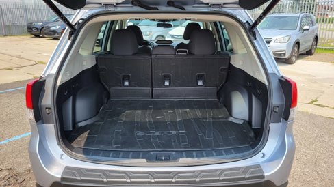 Used 2023 Subaru Forester Premium image 11