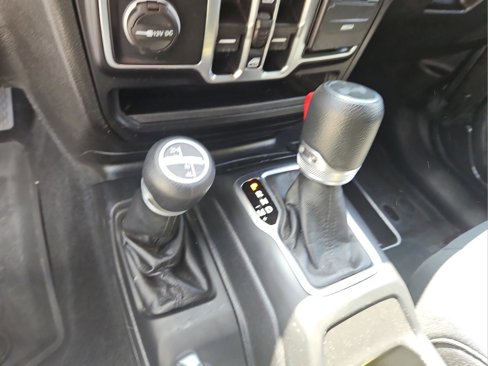 Used 2020 Jeep Wrangler Unlimited Sport S image 21