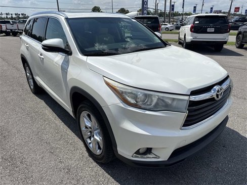 Used 2014 Toyota Highlander Limited image 3