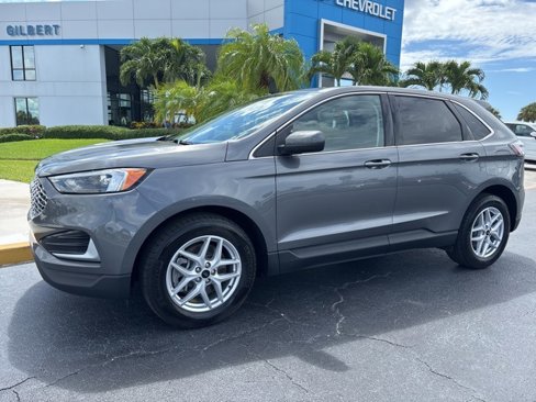Used 2024 Ford Edge SEL image 3