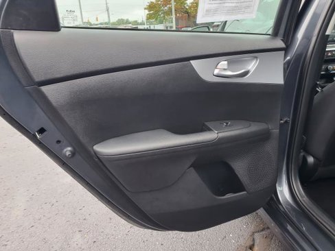 Used 2023 Kia Forte LXS image 20