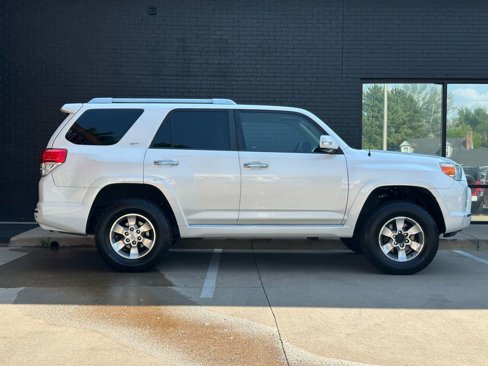 Used 2010 Toyota 4Runner SR5 image 9