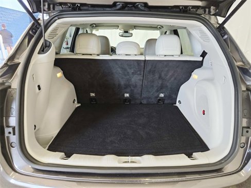 Used 2019 Jeep Compass Limited w/ Safety & Security Group image 10