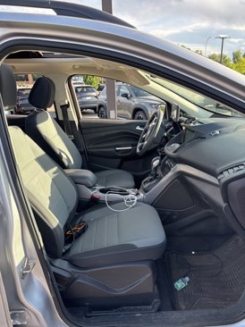 Used 2016 Ford Escape SE w/ Equipment Group 201A image 9