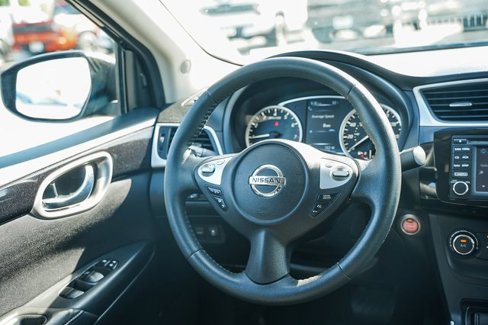 Certified 2016 Nissan Sentra SV w/ Driver's Assist Package image 16