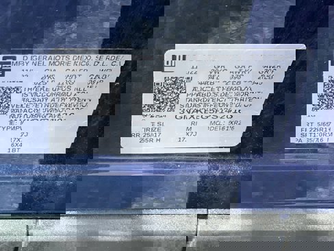 Used 2023 Chevrolet Equinox LT image 71