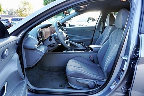 Certified 2024 Hyundai Elantra SEL image 13