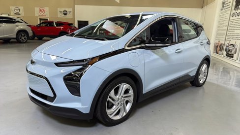 Used 2023 Chevrolet Bolt LT w/ Driver Confidence Package image 4