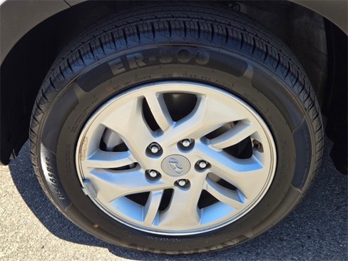 Used 2024 Hyundai Venue SE image 12