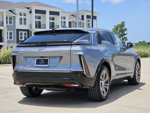 New 2025 Cadillac Lyriq Luxury image 8