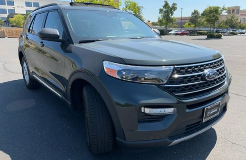 Used 2022 Ford Explorer XLT w/ Equipment Group 202A image 8