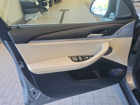 Used 2024 BMW X3 xDrive30i w/ Premium Package image 15