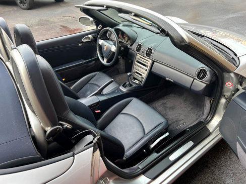Used 2005 Porsche Boxster image 27