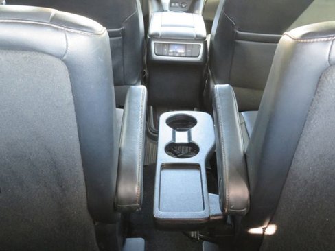 Used 2017 Toyota Highlander XLE image 42