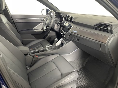 Certified 2025 Audi Q3 2.0T Premium Plus w/ Premium Plus Package image 12