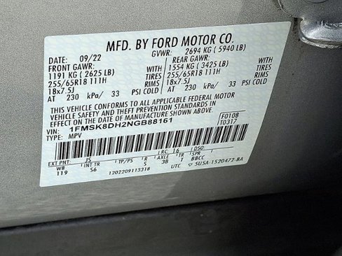 Certified 2022 Ford Explorer XLT w/ Equipment Group 202A image 27