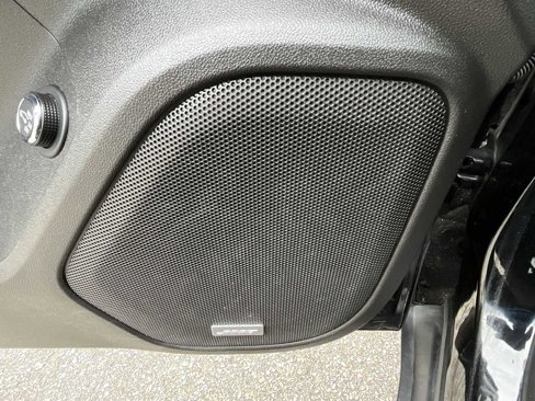 Certified 2020 GMC Acadia SLT image 23