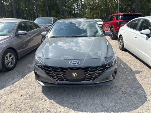 Used 2022 Hyundai Elantra Limited image 5