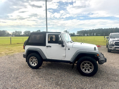 Used 2012 Jeep Wrangler Sport image 7