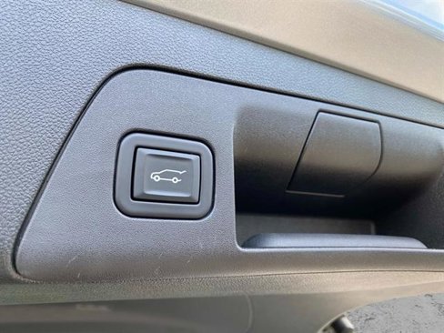 Used 2023 Buick Envision Preferred image 8