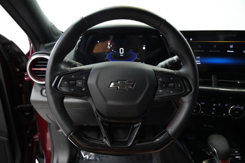 Used 2024 Chevrolet Trax RS w/ Driver Confidence Package image 30