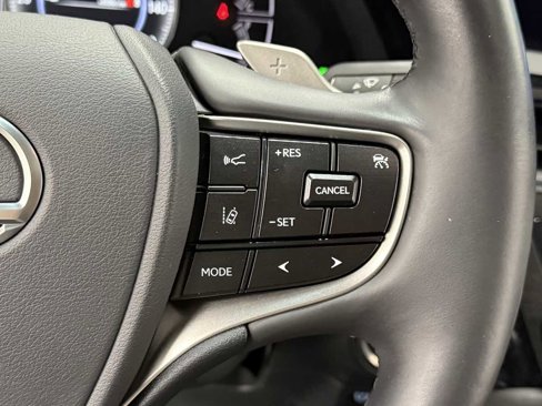 Used 2022 Lexus ES 250 image 18