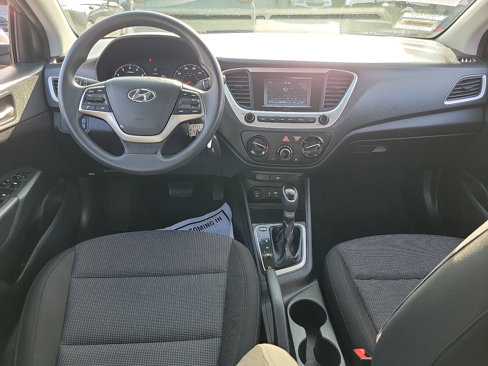 Certified 2022 Hyundai Accent SE w/ Cargo Package image 4