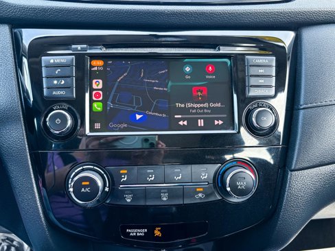 Used 2018 Nissan Rogue S image 23