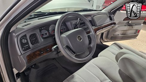 Used 2005 Mercury Grand Marquis GS image 25