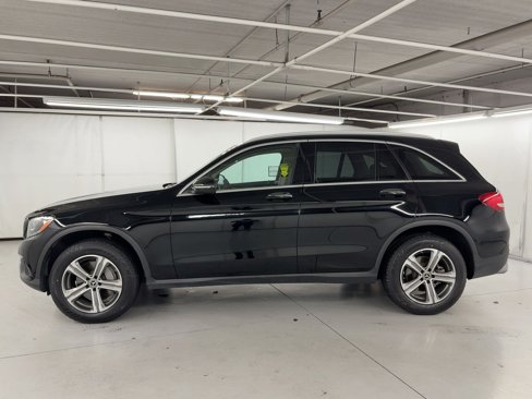 Used 2019 Mercedes-Benz GLC 300 image 2