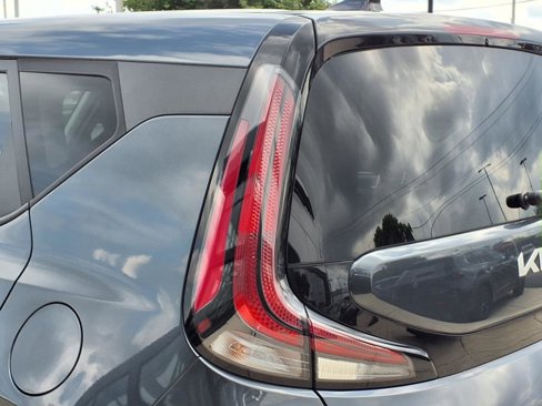 Used 2023 Kia Soul GT-Line image 24