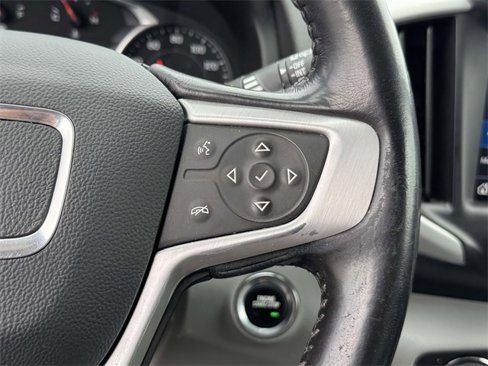 Used 2021 GMC Terrain SLE w/ Driver Convenience Package image 10