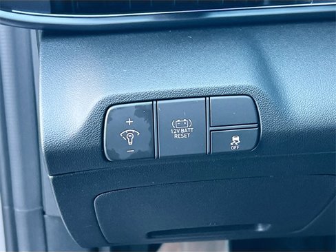 New 2025 Hyundai Elantra SEL image 10