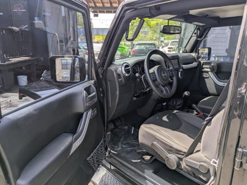 Used 2013 Jeep Wrangler Unlimited Sahara w/ Dual Top Group image 10