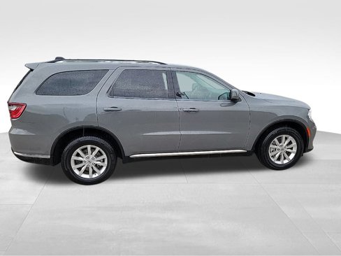 Used 2022 Dodge Durango SXT image 8
